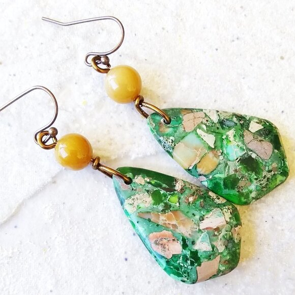 Minimalist Style! Unique Green Sea Sediment Jasper & Yellow Aventurine Earrings - Picture 4 of 5